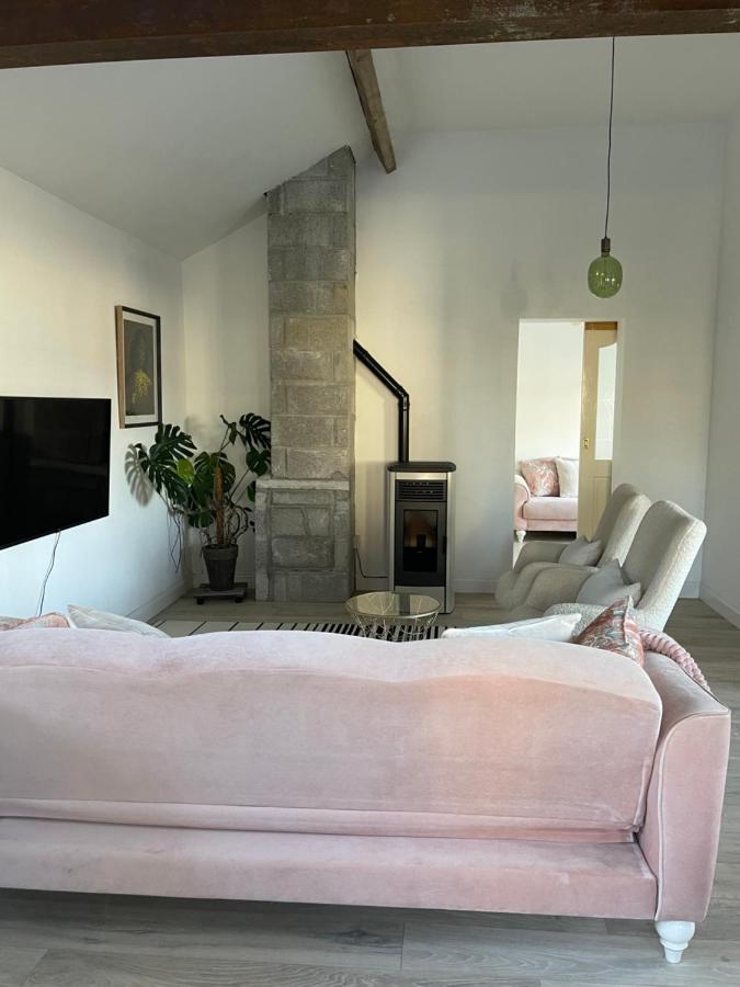 Cosy Apartment With Fire Stove แอธลอน ภายนอก รูปภาพ